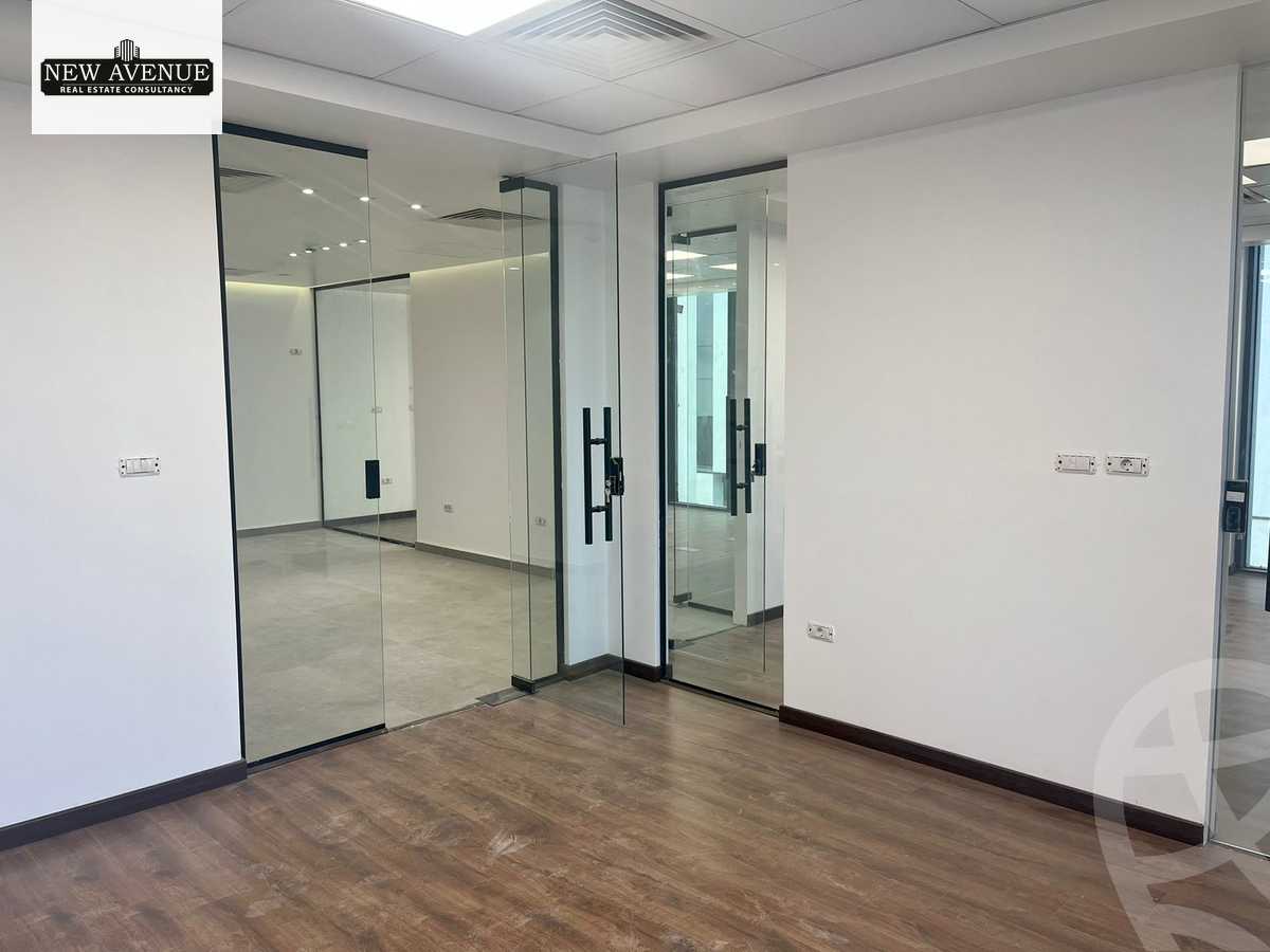 https://aqarmap.com.eg/ar/listing/5937886-for-rent-cairo-new-cairo-compounds-hyde-park-centre-ville-hyde-park