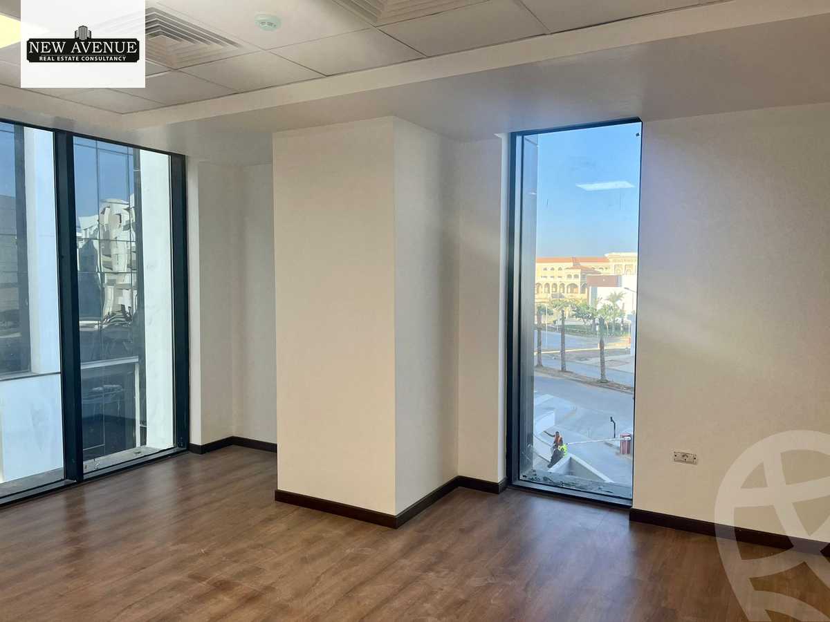 https://aqarmap.com.eg/ar/listing/5937886-for-rent-cairo-new-cairo-compounds-hyde-park-centre-ville-hyde-park