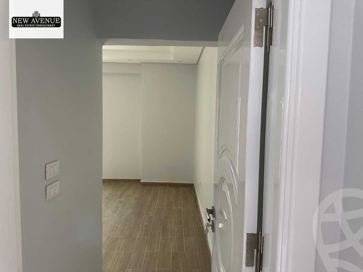 https://aqarmap.com.eg/ar/listing/5939089-for-sale-cairo-new-cairo-lmstqbl-syty-compounds-kmbwnd-l-myrd-lmstqbl