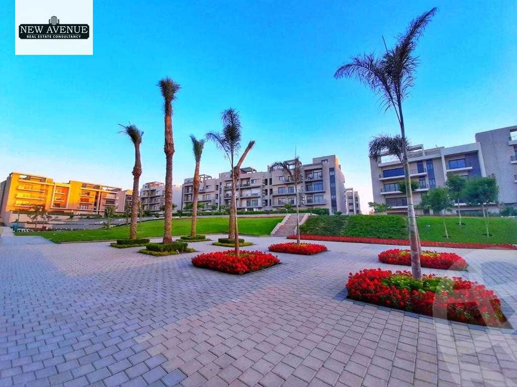 https://aqarmap.com.eg/en/listing/5939118-for-sale-cairo-new-cairo-compounds-fifth-square