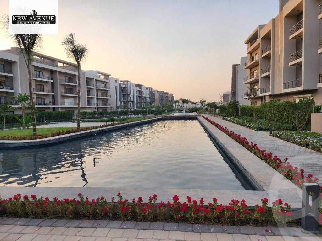 https://aqarmap.com.eg/en/listing/5939118-for-sale-cairo-new-cairo-compounds-fifth-square