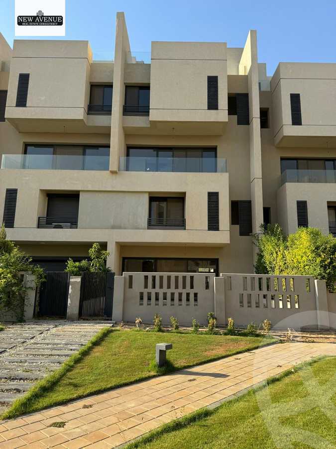 https://aqarmap.com.eg/en/listing/5939132-for-sale-cairo-el-shorouk-compounds-alborouj