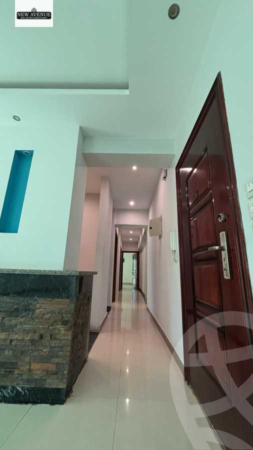 https://aqarmap.com.eg/ar/listing/5939143-for-sale-cairo-new-cairo-compounds-hyde-park-centre-ville-hyde-park