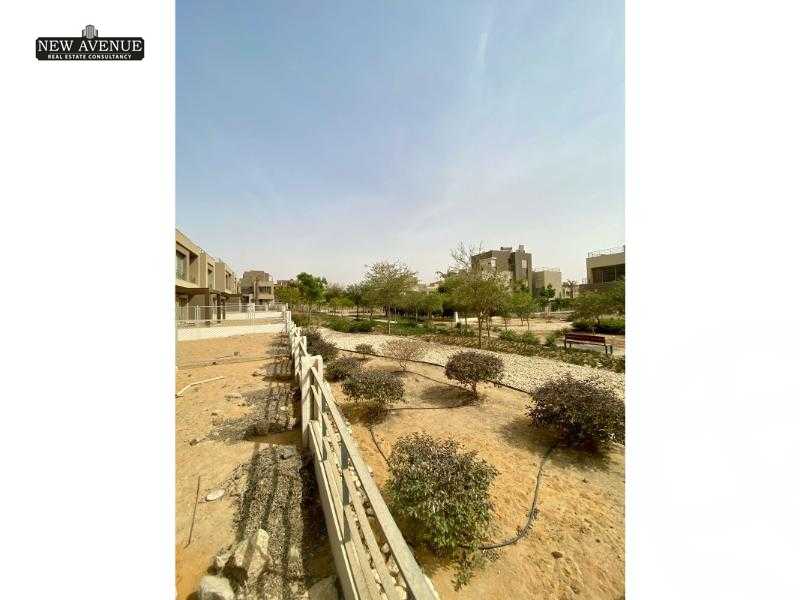 https://aqarmap.com.eg/en/listing/5939810-for-sale-cairo-new-cairo-compounds-blm-hylz-nyw-kyrw