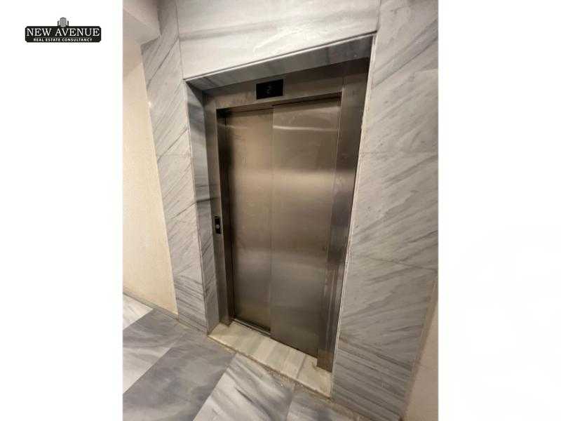 https://aqarmap.com.eg/en/listing/5940159-for-sale-cairo-new-cairo-compounds-lakeview-residence