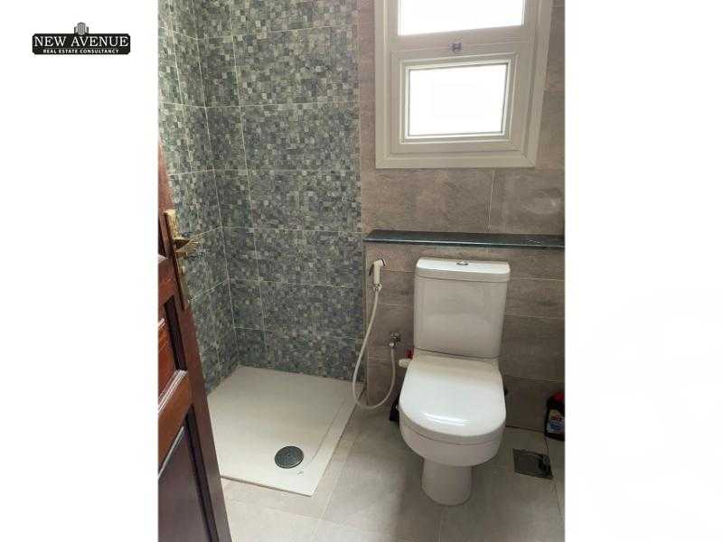 https://aqarmap.com.eg/en/listing/5940440-for-rent-cairo-new-cairo-compounds-mountain-view-hyde-park