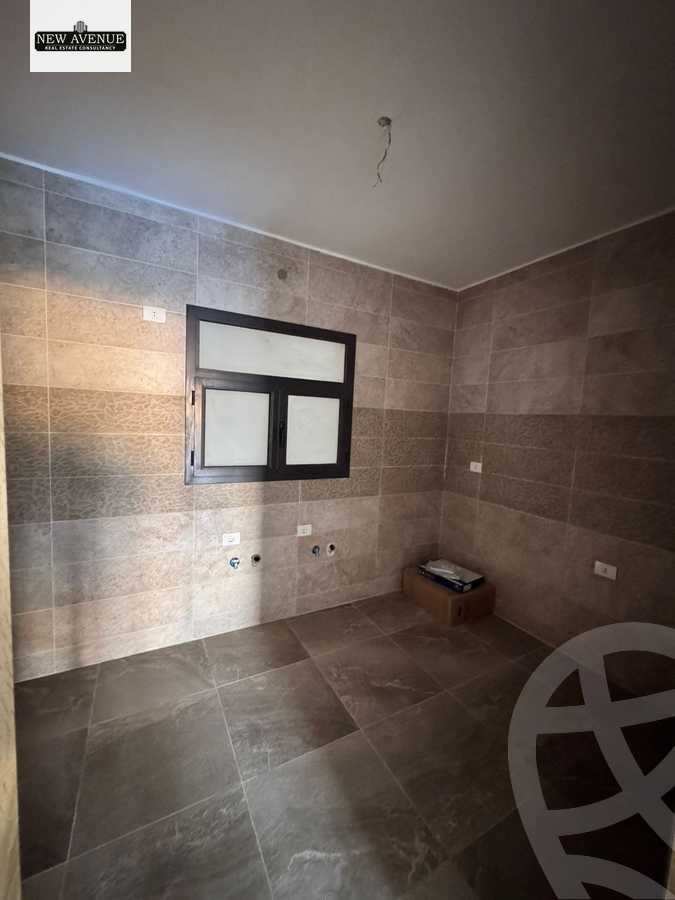 https://aqarmap.com.eg/en/listing/5946452-for-sale-cairo-new-cairo-compounds-fifth-square