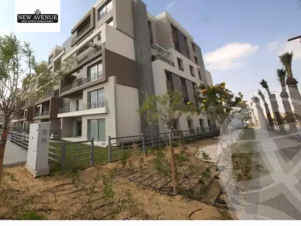 https://aqarmap.com.eg/en/listing/5923674-for-sale-cairo-new-cairo-compounds-blm-hylz-nyw-kyrw