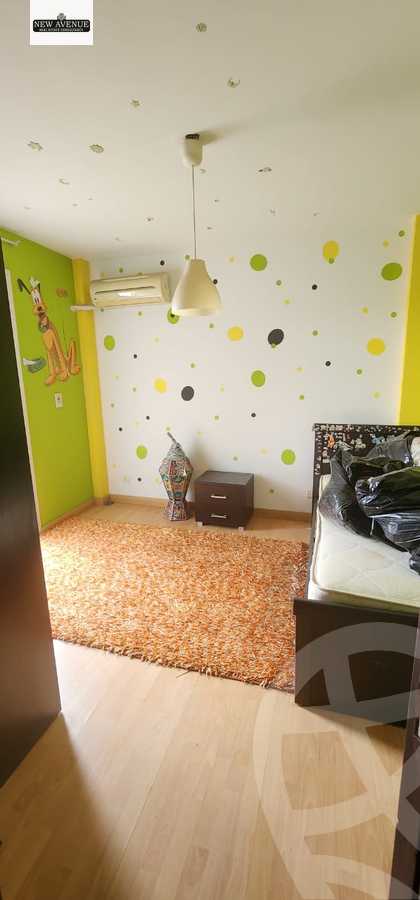 https://aqarmap.com.eg/en/listing/5954134-for-sale-cairo-new-cairo-lrhb-city-phase-4-mohammed-farid-st