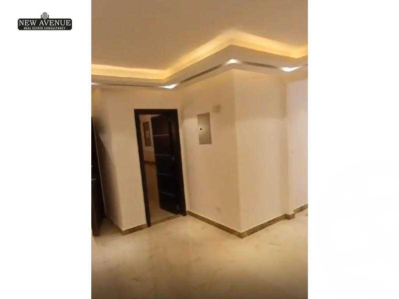 https://aqarmap.com.eg/ar/listing/5957676-for-sale-cairo-new-cairo-compounds-the-square