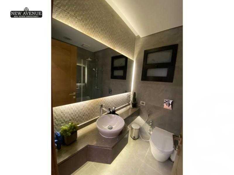 https://aqarmap.com.eg/ar/listing/5957708-for-sale-cairo-new-cairo-compounds-villette-kmbwnd-sky-kwndwz-swdyk-villette