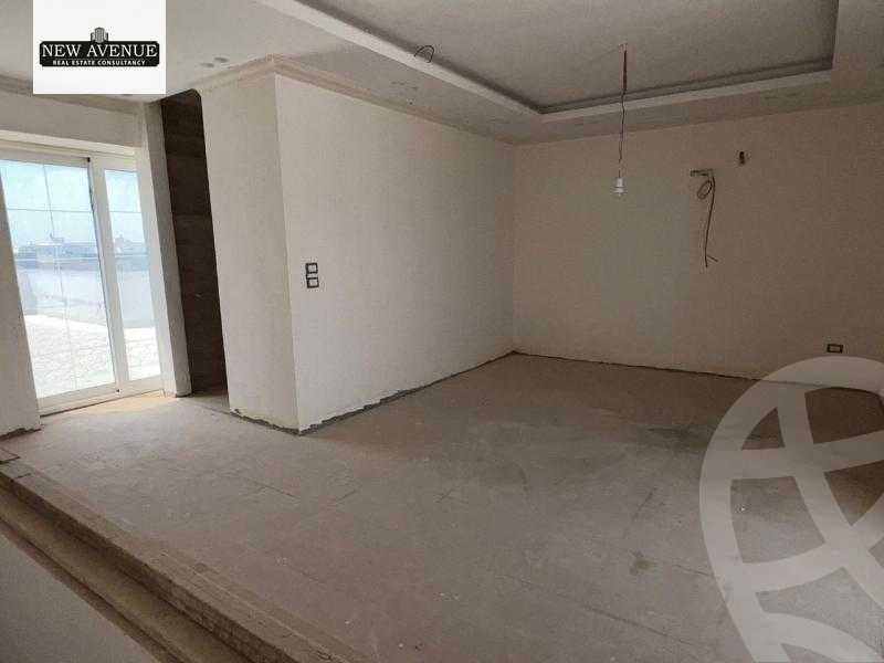 https://aqarmap.com.eg/en/listing/5957972-for-sale-cairo-new-cairo-compounds-mountain-view-hyde-park