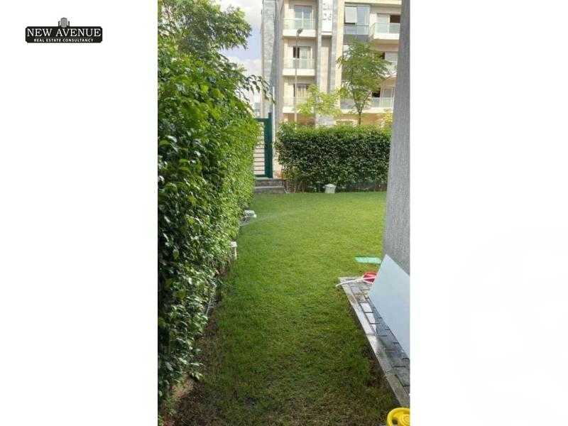 https://aqarmap.com.eg/en/listing/5958190-for-sale-cairo-new-cairo-compounds-galleria-moon-valley