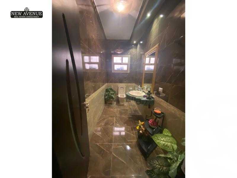 https://aqarmap.com.eg/ar/listing/5959855-for-sale-cairo-new-cairo-sharq-el-akadamiya-al-tahrir-st