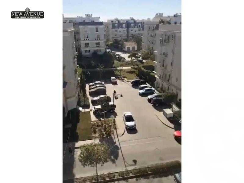 https://aqarmap.com.eg/en/listing/5960182-for-sale-cairo-new-cairo-compounds-mountain-view-hyde-park