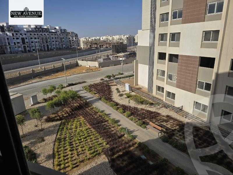 https://aqarmap.com.eg/en/listing/5960366-for-sale-cairo-new-cairo-compounds-blm-hylz-nyw-kyrw