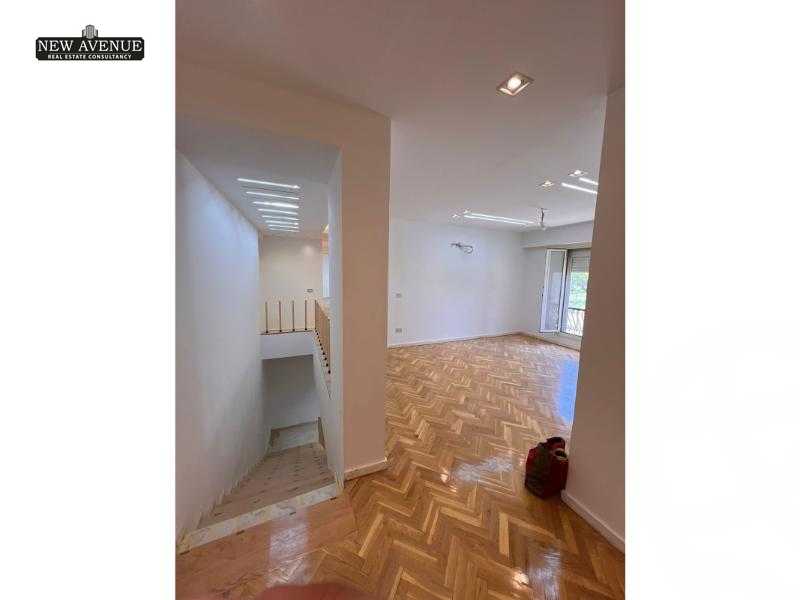 https://aqarmap.com.eg/ar/listing/5960625-for-sale-cairo-new-cairo-compounds-mountain-view-hyde-park
