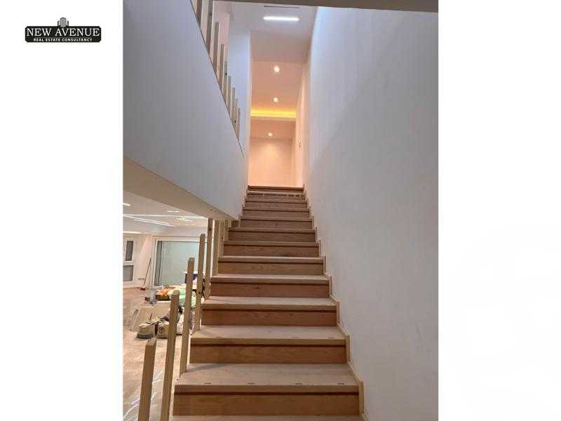 https://aqarmap.com.eg/ar/listing/5960625-for-sale-cairo-new-cairo-compounds-mountain-view-hyde-park