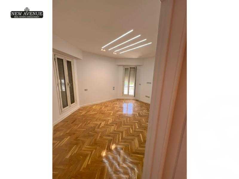 https://aqarmap.com.eg/ar/listing/5960625-for-sale-cairo-new-cairo-compounds-mountain-view-hyde-park