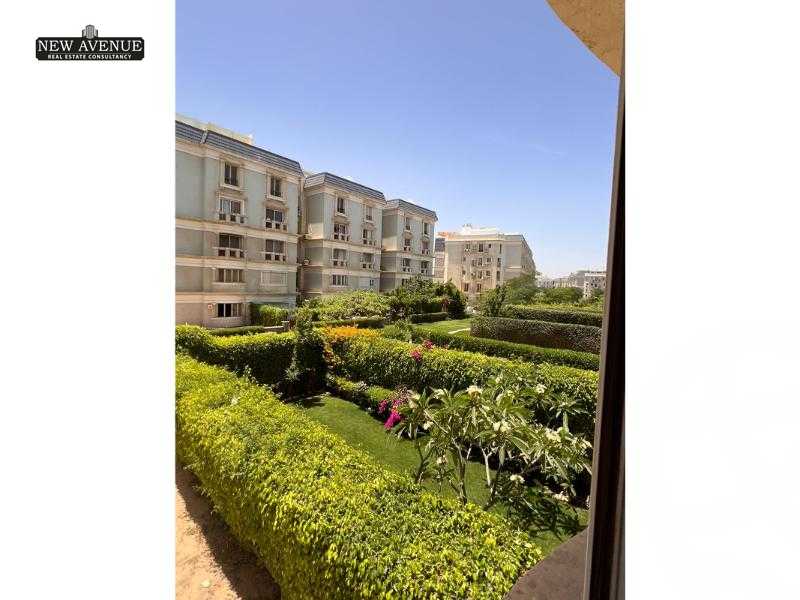 https://aqarmap.com.eg/ar/listing/5960625-for-sale-cairo-new-cairo-compounds-mountain-view-hyde-park
