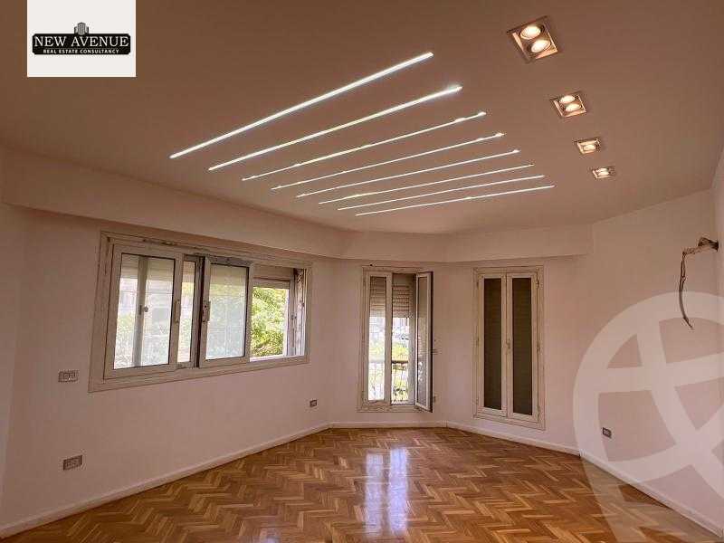 https://aqarmap.com.eg/ar/listing/5960625-for-sale-cairo-new-cairo-compounds-mountain-view-hyde-park