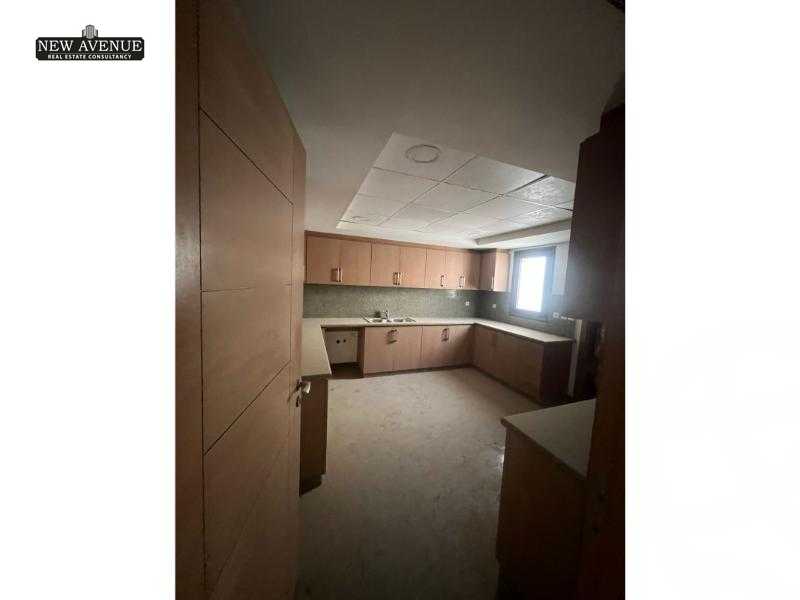 https://aqarmap.com.eg/ar/listing/5960697-for-sale-cairo-mokattam-compounds-uptown-cairo-levana-uptown-cairo