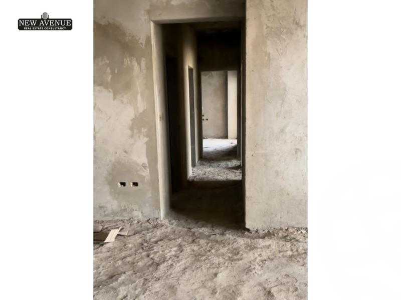 https://aqarmap.com.eg/ar/listing/5962984-for-sale-cairo-new-cairo-compounds-el-patio-oro