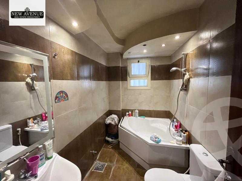 https://aqarmap.com.eg/en/listing/5963344-for-sale-cairo-new-cairo-el-narges-el-narges-2-pilot-halawany-st