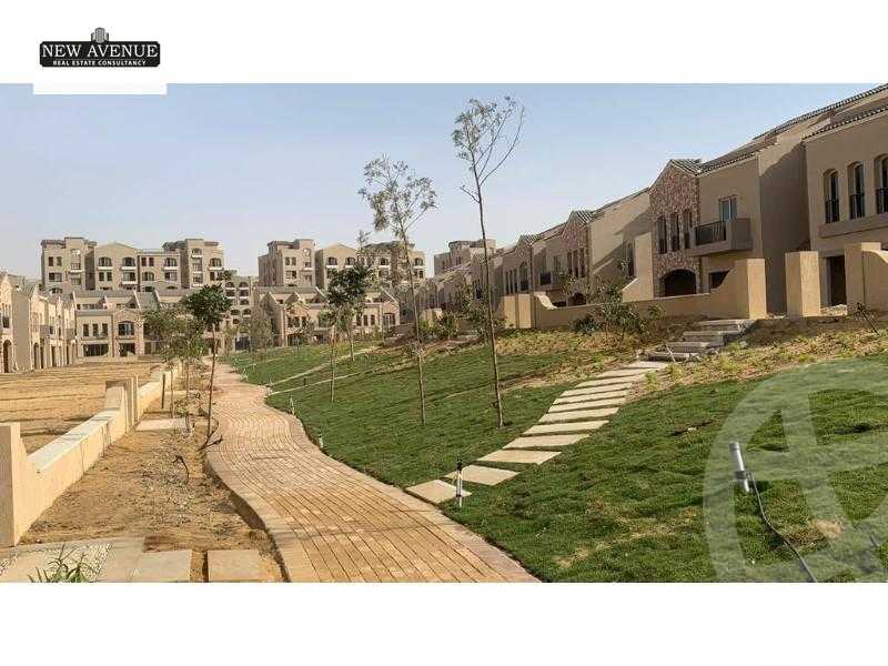 https://aqarmap.com.eg/en/listing/5963551-for-sale-cairo-new-cairo-lmstqbl-syty-compounds-lavenir