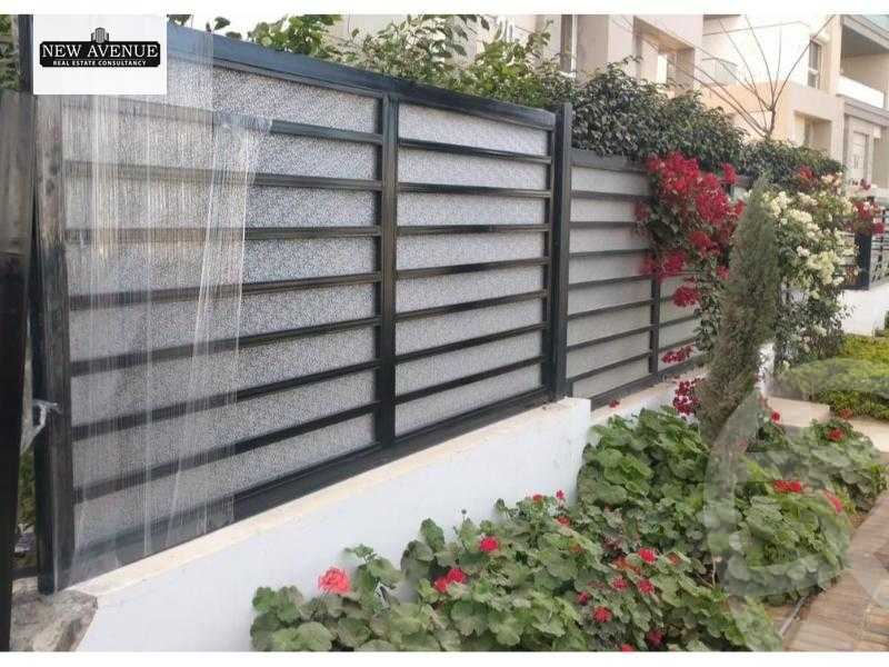 https://aqarmap.com.eg/ar/listing/5966550-for-sale-cairo-new-cairo-compounds-hyde-park-park-corner-hyde-park