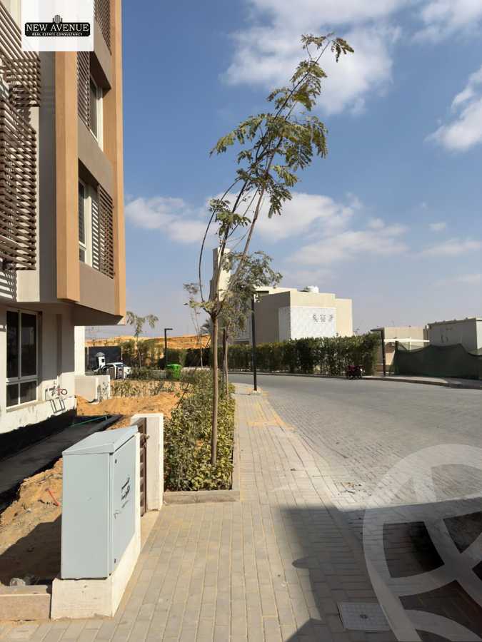 https://aqarmap.com.eg/en/listing/5967365-for-sale-cairo-el-shorouk-compounds-granda-life
