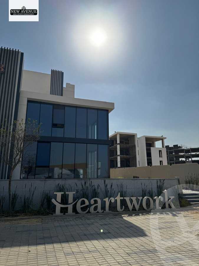 https://aqarmap.com.eg/ar/listing/5970547-for-sale-cairo-new-cairo-compounds-mwntn-fyw-y-syty-hrt-wwrk-mountain-view-icity