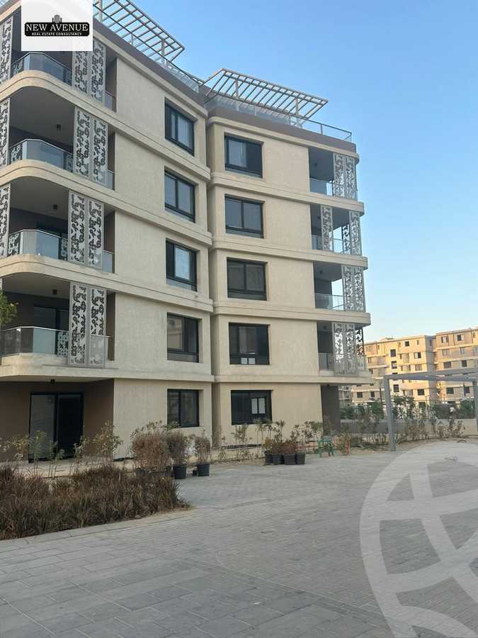 https://aqarmap.com.eg/en/listing/5973869-for-sale-cairo-6th-of-october-hadaeq-october-kmbwnd-fy-hdyq-ktwbr-badya-compound-palm-hills