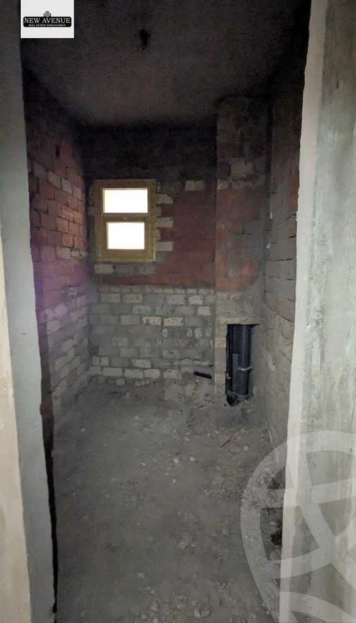 https://aqarmap.com.eg/ar/listing/5975219-for-sale-cairo-new-cairo-lmstqbl-syty-compounds-lavenir