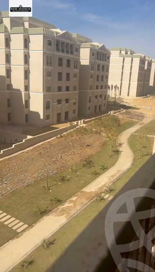 https://aqarmap.com.eg/ar/listing/5975219-for-sale-cairo-new-cairo-lmstqbl-syty-compounds-lavenir