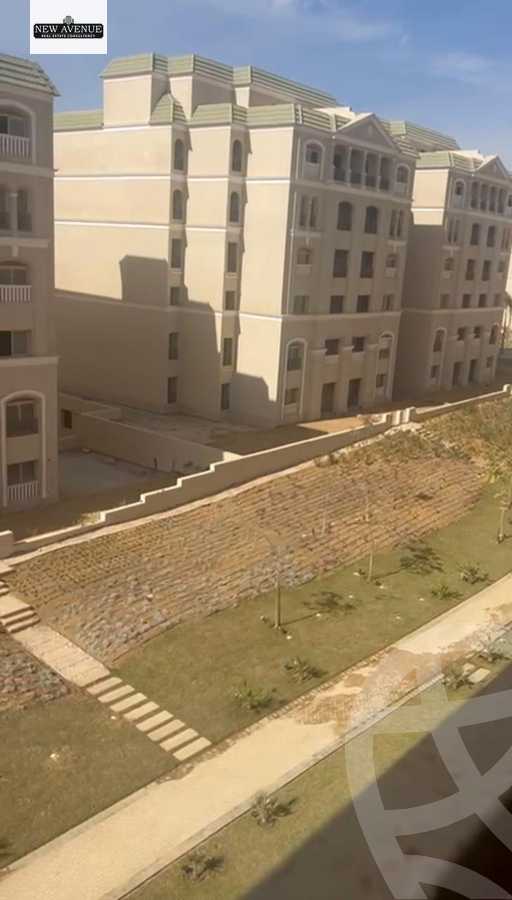 https://aqarmap.com.eg/ar/listing/5975219-for-sale-cairo-new-cairo-lmstqbl-syty-compounds-lavenir