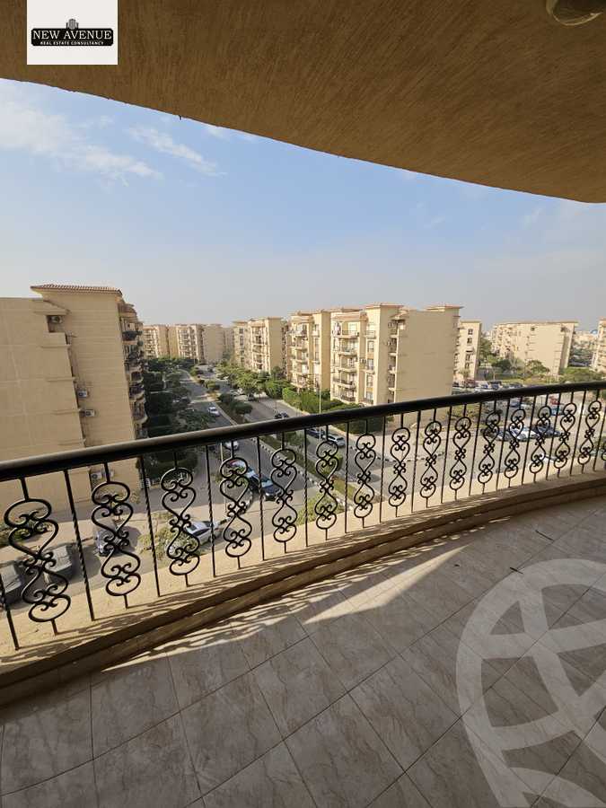 https://aqarmap.com.eg/en/listing/5975342-for-sale-cairo-new-cairo-lrhb-city-phase-2-amr-ibn-el-aas-st