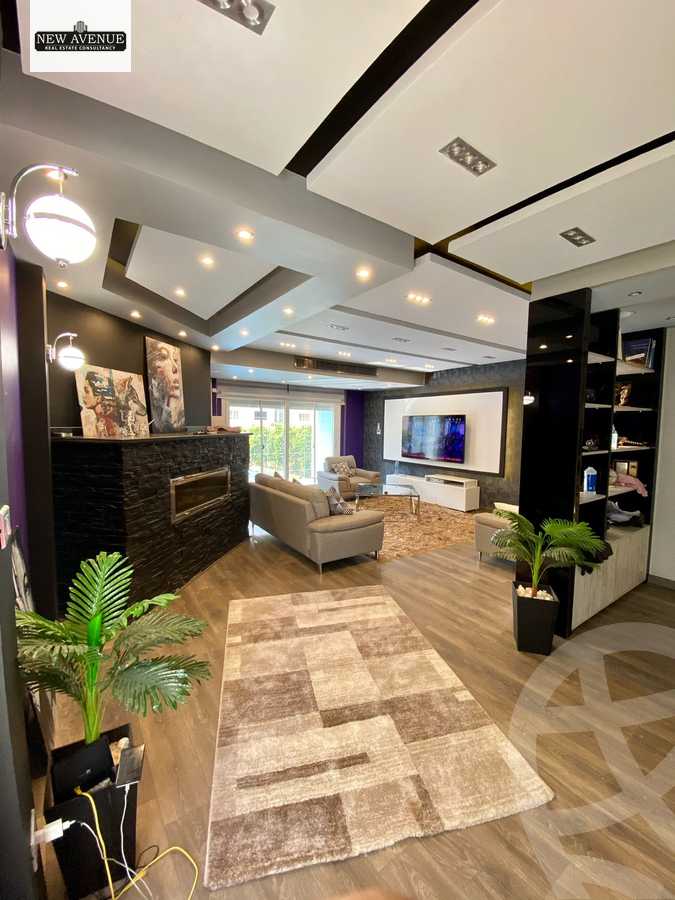 https://aqarmap.com.eg/en/listing/5978328-for-sale-cairo-new-cairo-compounds-mountain-view-hyde-park