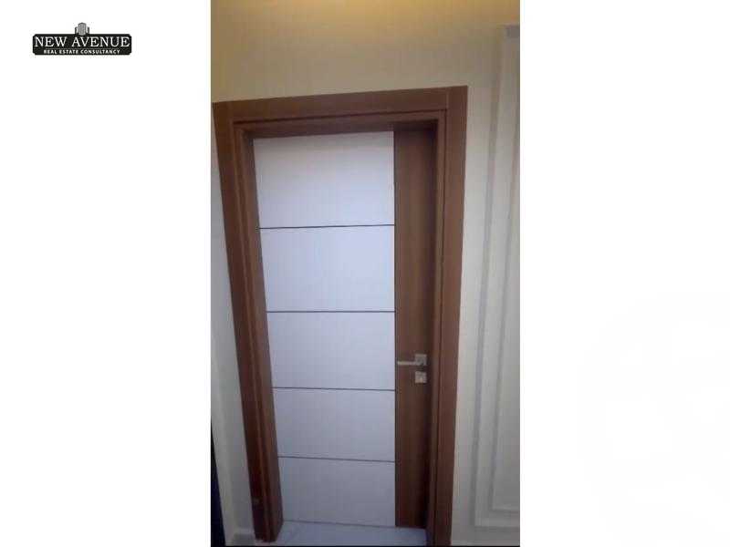 https://aqarmap.com.eg/en/listing/5980725-for-sale-cairo-new-cairo-compounds-the-square