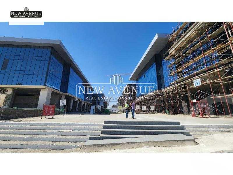 https://aqarmap.com.eg/en/listing/5981330-for-sale-cairo-new-cairo-compounds-golden-gate-redcon
