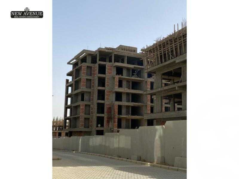 https://aqarmap.com.eg/en/listing/5981966-for-sale-cairo-new-cairo-compounds-el-patio-oro