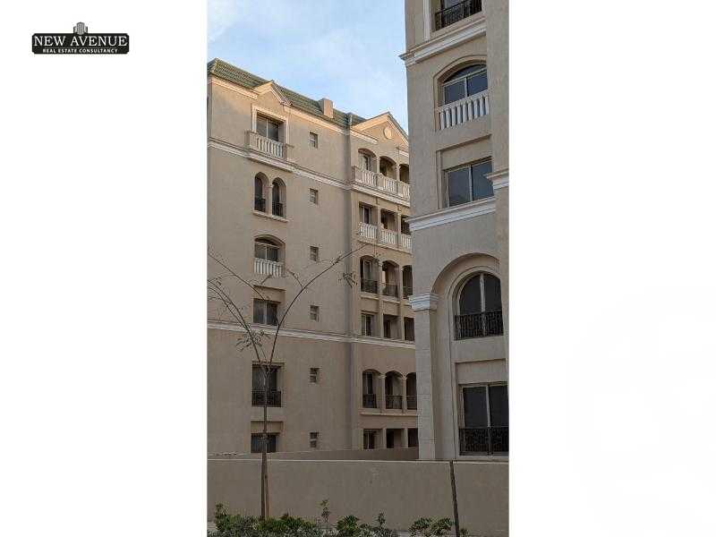 https://aqarmap.com.eg/ar/listing/5982795-for-sale-cairo-new-cairo-lmstqbl-syty-compounds-lavenir