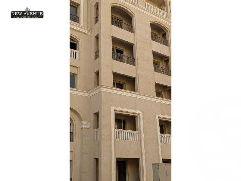 https://aqarmap.com.eg/ar/listing/5982795-for-sale-cairo-new-cairo-lmstqbl-syty-compounds-lavenir