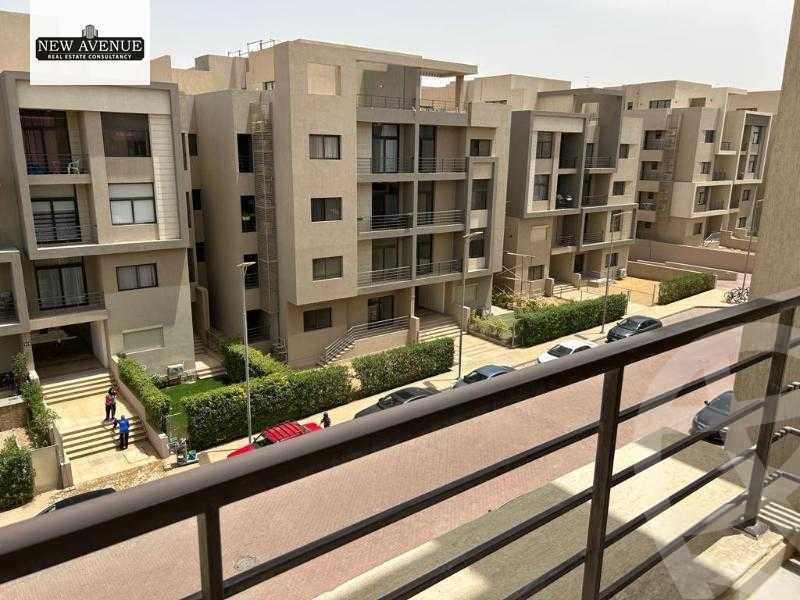 https://aqarmap.com.eg/en/listing/5983312-for-sale-cairo-new-cairo-compounds-fifth-square