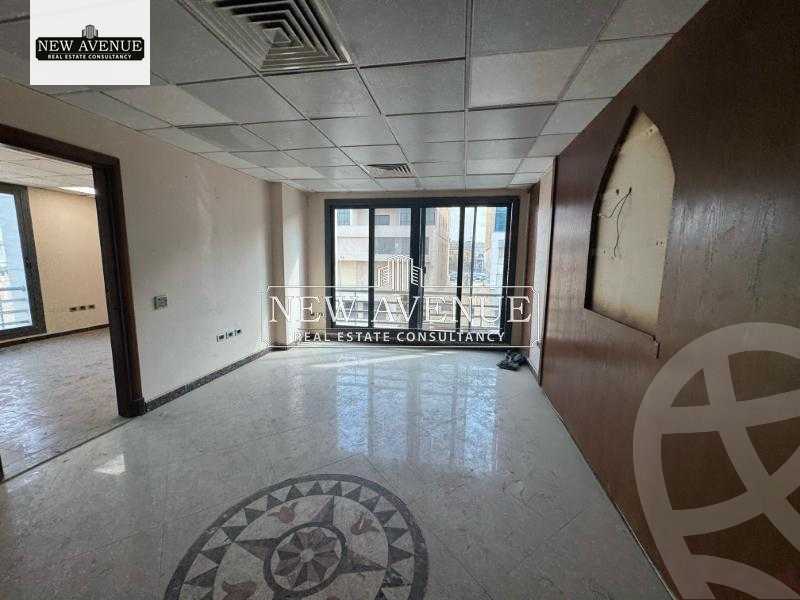 https://aqarmap.com.eg/en/listing/5983759-for-sale-cairo-new-cairo-compounds-tryfywm-skwyr-mwl-nm-llttwyr