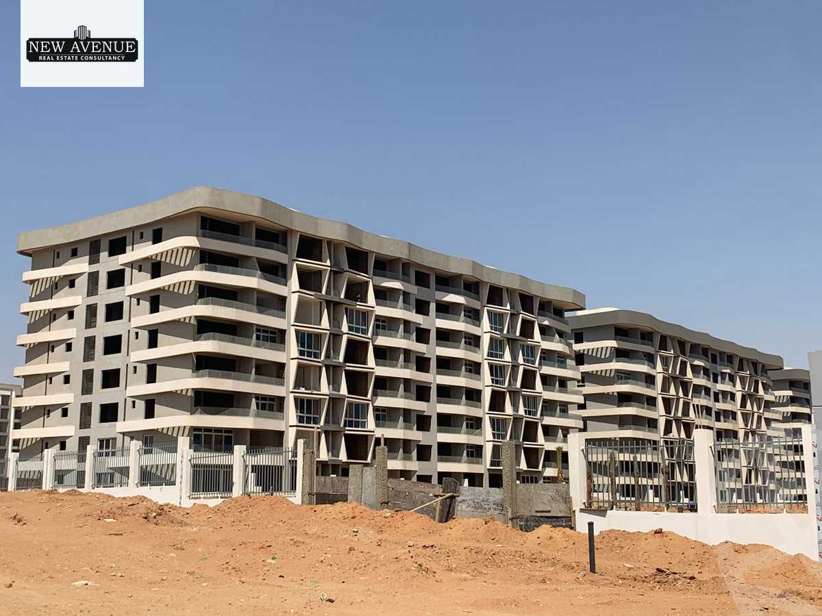https://aqarmap.com.eg/en/listing/5988900-for-sale-cairo-new-administrative-capital-r7-mydtwn-kwndw-mwl-bytr-hwm-llttwyr
