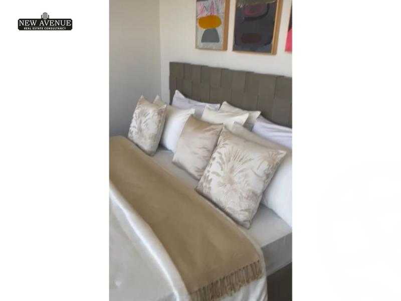 https://aqarmap.com.eg/ar/listing/5989435-for-sale-cairo-new-cairo-compounds-zyd-yst