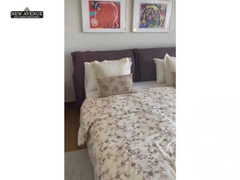https://aqarmap.com.eg/ar/listing/5989435-for-sale-cairo-new-cairo-compounds-zyd-yst