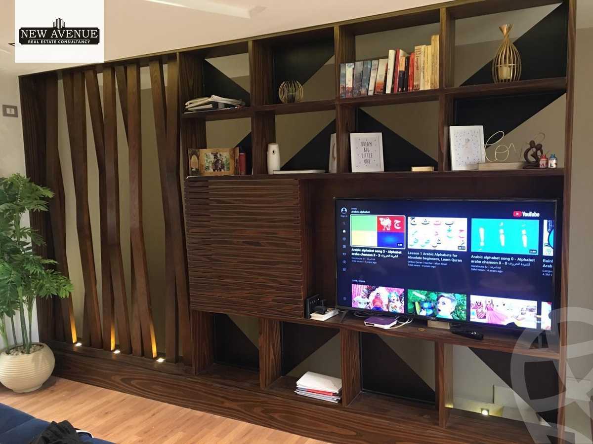 https://aqarmap.com.eg/en/listing/5990175-for-sale-cairo-new-cairo-compounds-mountain-view-hyde-park