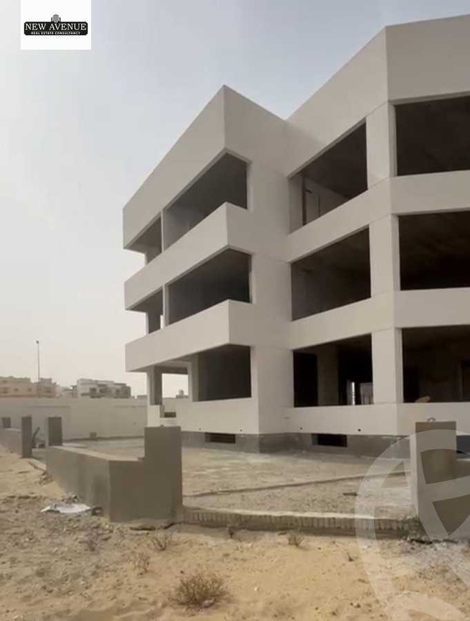 https://aqarmap.com.eg/en/listing/5992248-for-sale-cairo-el-sheikh-zayed-city-compounds-kmbwnd-fyldj-wyst-dr-llttwyr